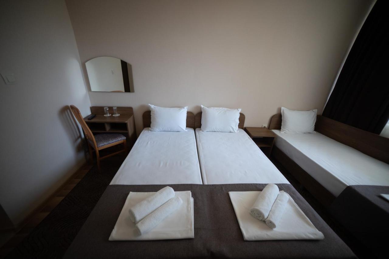 Hotel Velista Vonesjta voda Exteriör bild